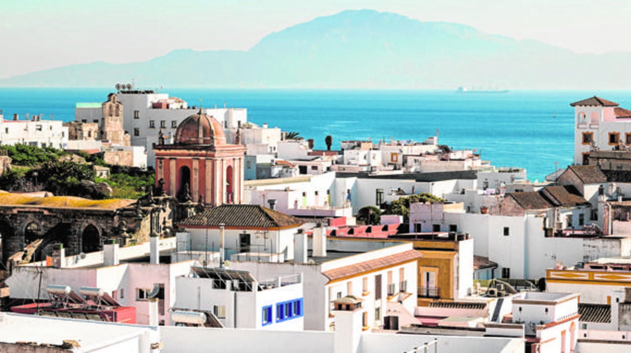 Conil, Barbate, Vejer o Tarifa, entre las localidades turísticas con más contagios en Cádiz