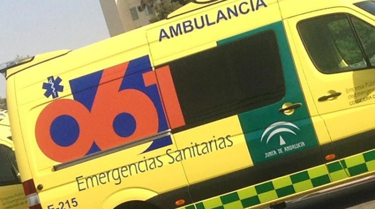 Un joven resulta herido grave en la provincia de Cádiz al salir a defender a una mujer que era insultada