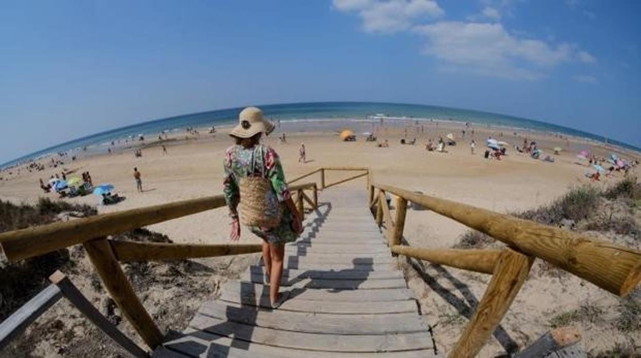 Calor y viento ligero: Jornada idónea de playa en la provincia