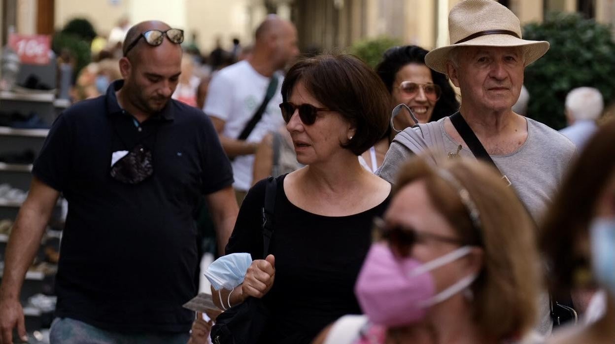 La incidencia del Covid en Cádiz mejora tras el fin de semana