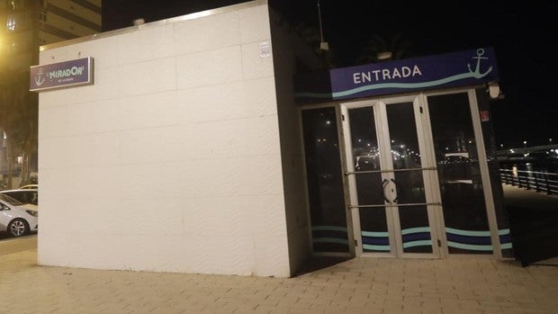 Se abre el plazo para explotar el chiringuito del paseo de la barriada de La Paz, en Cádiz