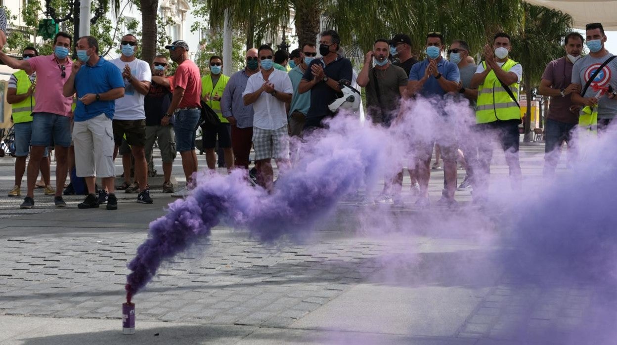 El equipo de Gobierno asegura que espera aún disculpas de los sindicatos de la Policía Local.