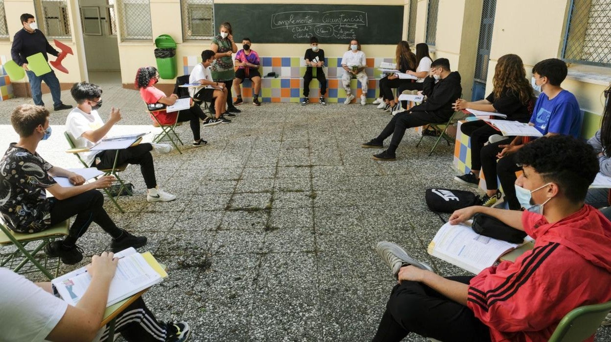 Las clases presenciales vuelven a los institutos de Cádiz