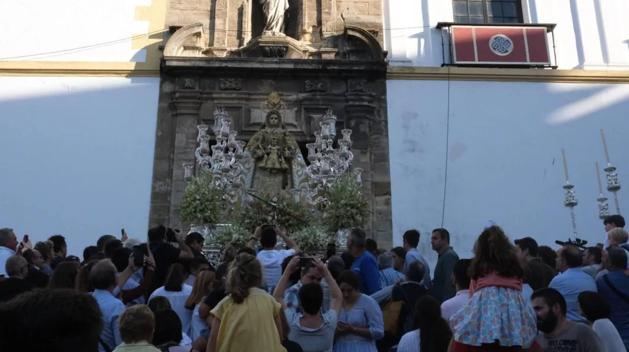 Las procesiones vuelven a Cádiz «con total normalidad» un año y medio después