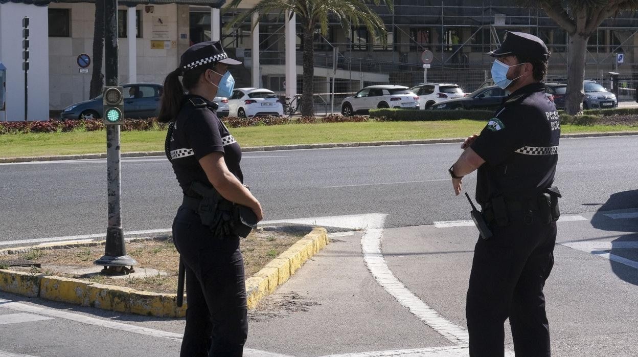 Policía Local de Cádiz.