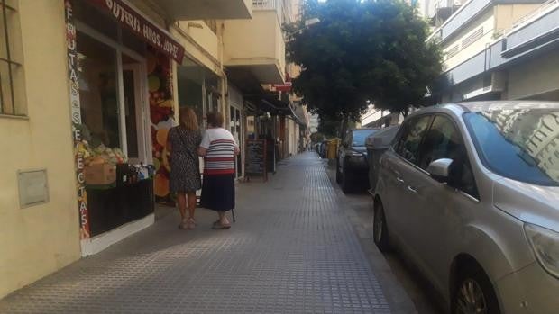 La asociación Muñoz Arenillas cree que la instalación de terrazas en la calle perjudicaría a los vecinos