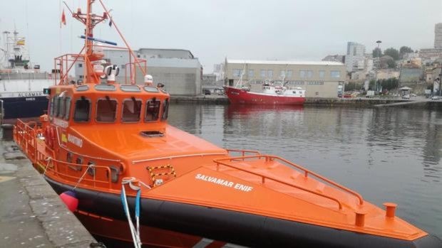 El fuerte oleaje en el Estrecho hace retirarse al dispositivo de búsqueda de los migrantes desaparecidos