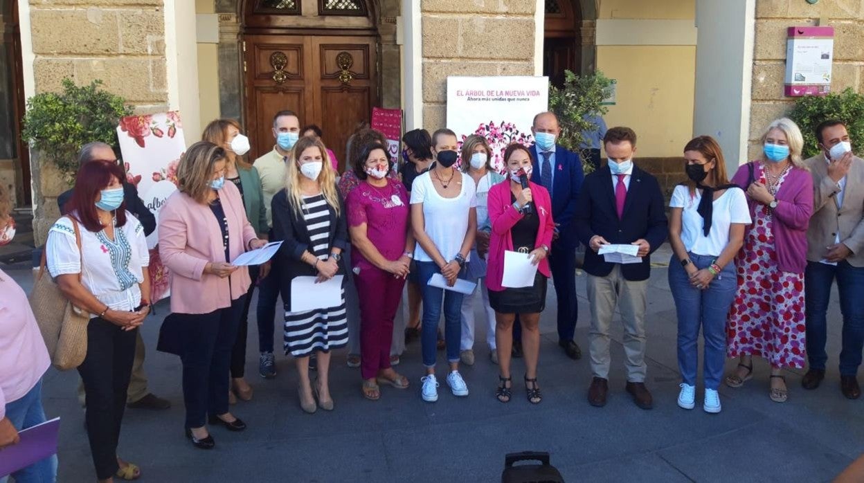 La lucha contra el cáncer de mama vuelve a unas calles pintadas de rosa