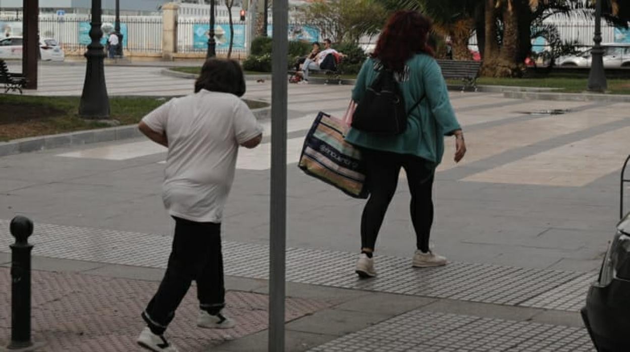 Para evitar el sobrepeso infantil es necesario instaurar buenos hábitos alimentarios.