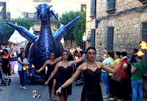 Los pueblos de Sevilla vivirán su particular noche de Halloween pendientes de la lluvia