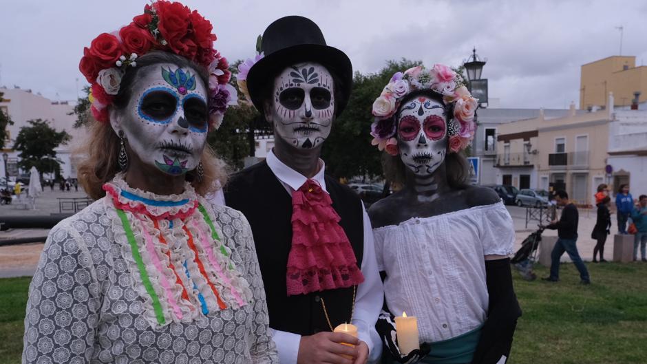 VÍDEO: Las catrinas mexicanas se apoderan del Castillo San Romualdo