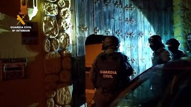 Desarticulan una red dedicada al tráfico de cocaína a través del puerto de Algeciras