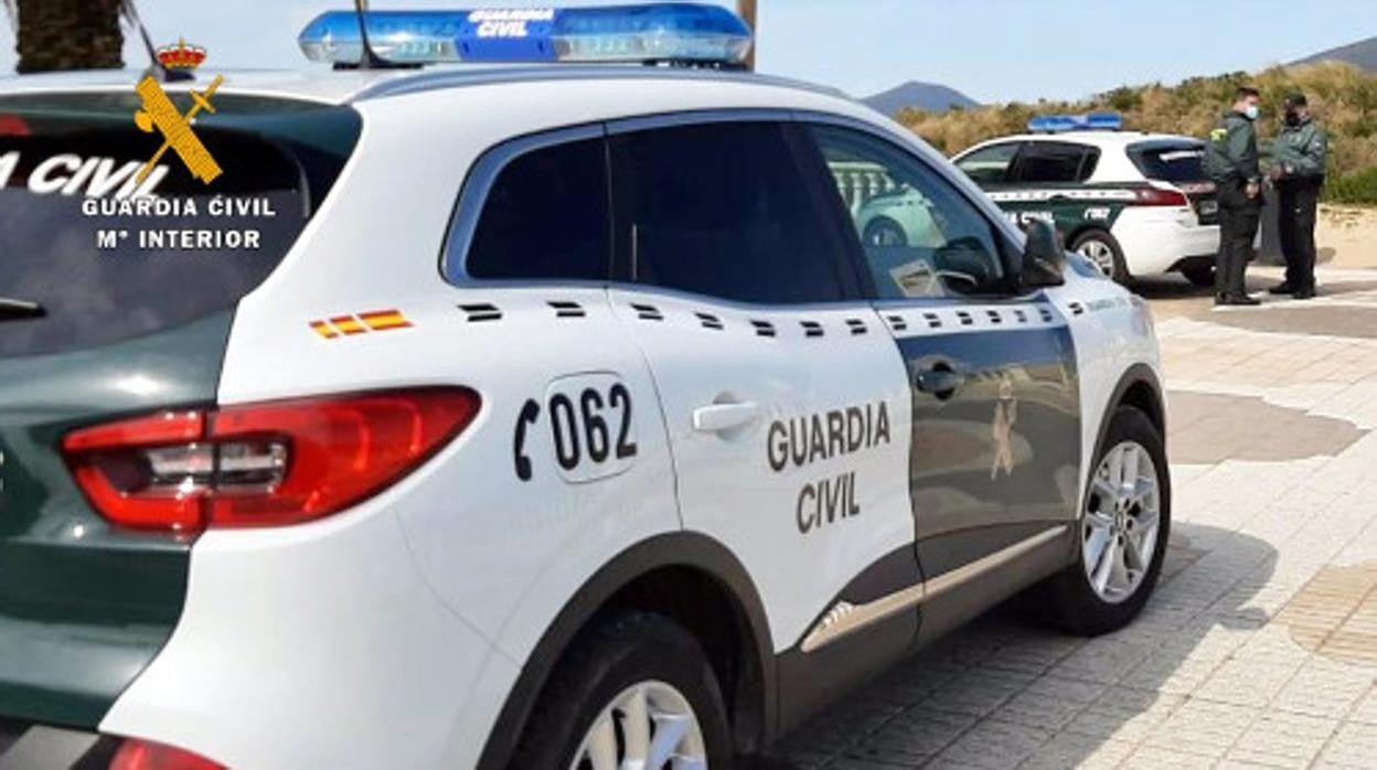 Seis detenidos por presuntamente intentar agredir a un guardia civil fuera de servicio en Los Barrios