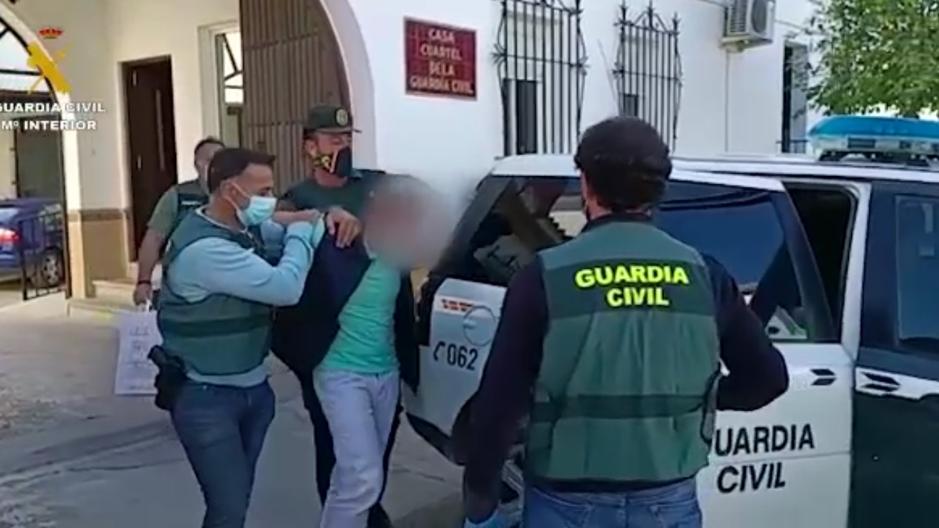 Arrestado en Prado del Rey el hombre que robó un coche con un niño dentro