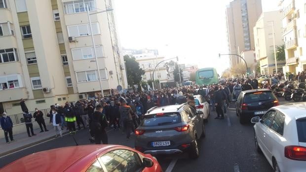 Nuevo caos circulatorio en Cádiz por la acción de un piquete móvil