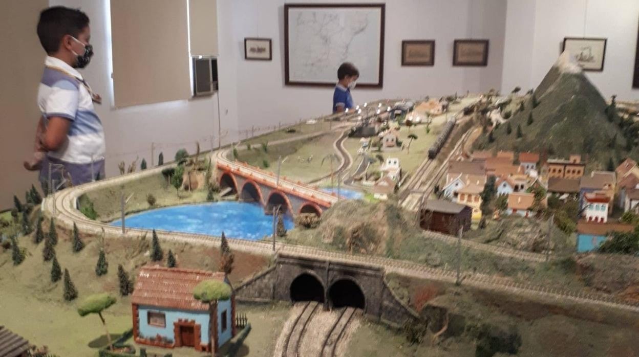 La mayor maqueta ferroviaria de Andalucía en el Museo del Ferrocarril de La Roda