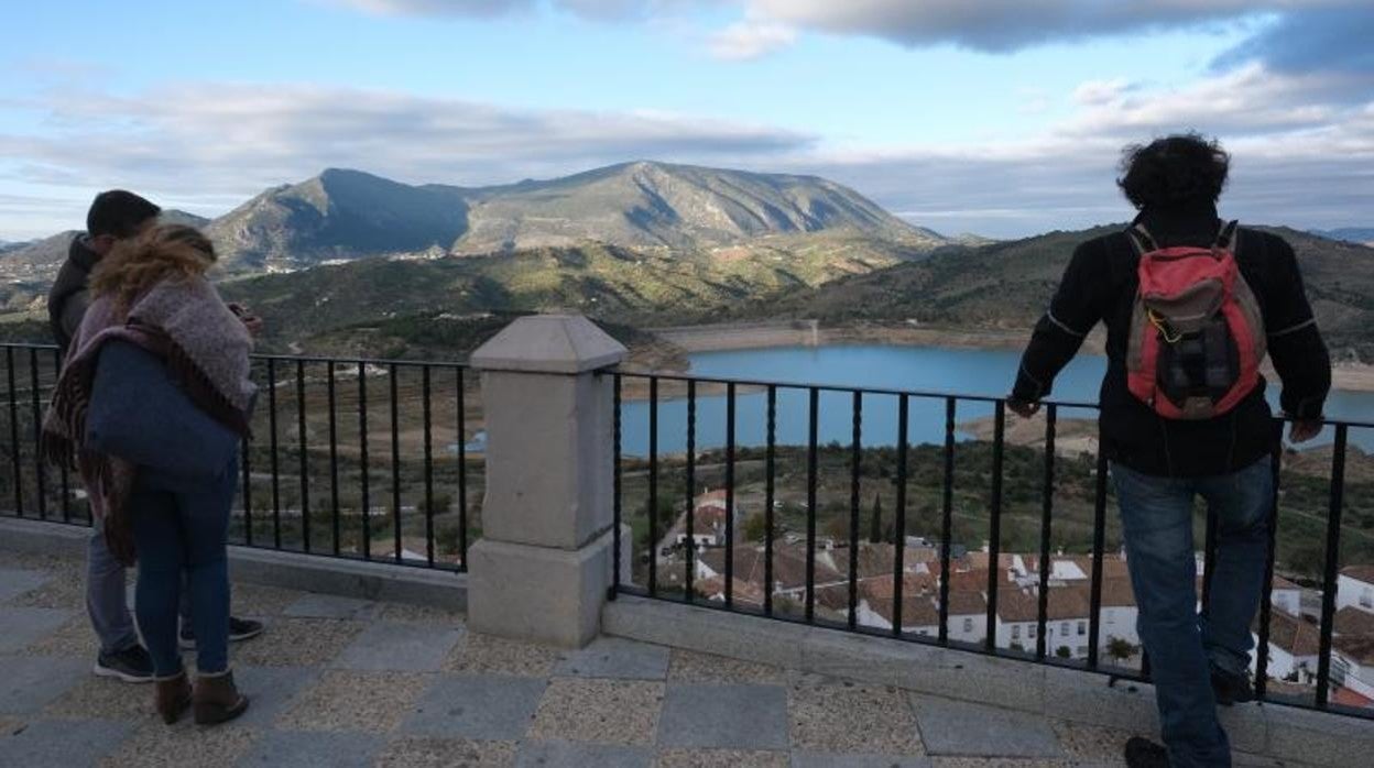 Zahara de la Sierra, uno de los ocho pueblos gaditanos libres de Covid.