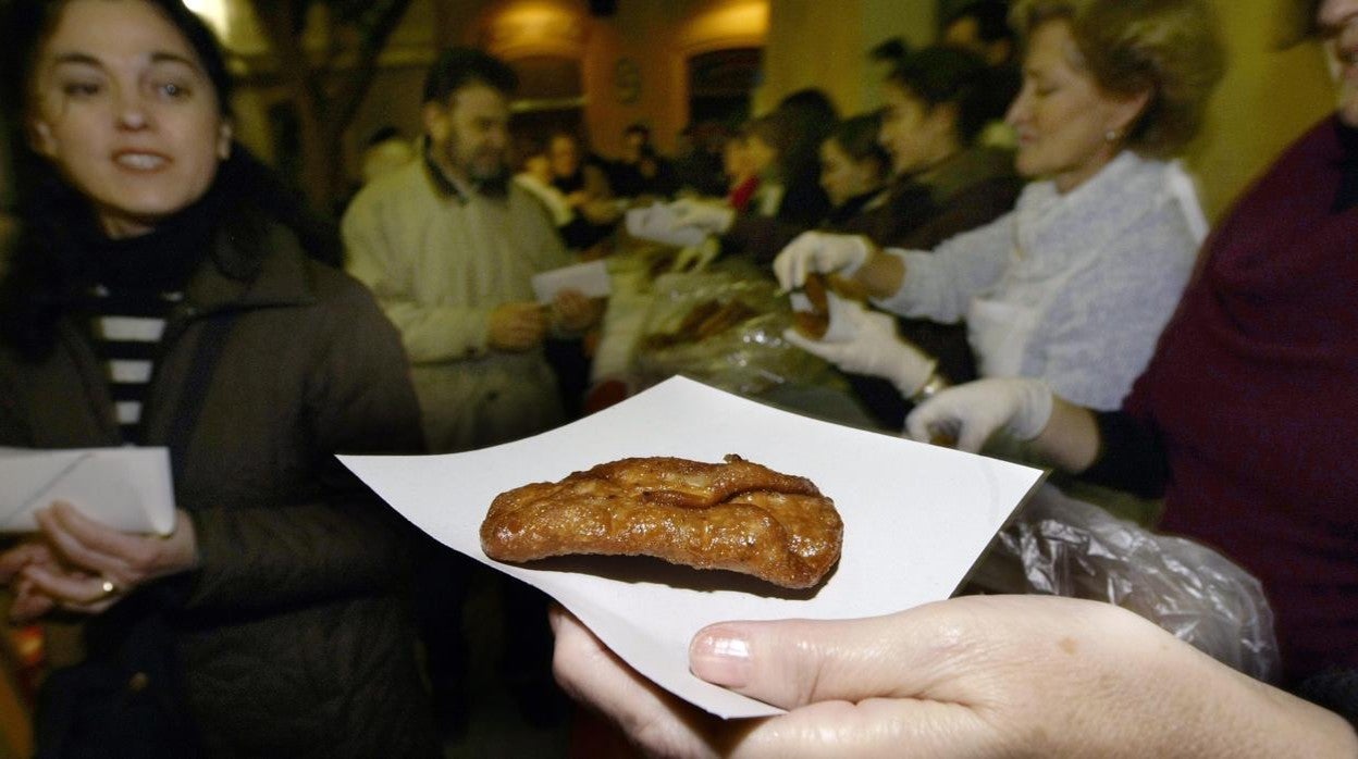 La coordinadora se plantea la posibilidad de organizar actos para ofrecer un carnaval alternativo a gaditanos y visitantes.