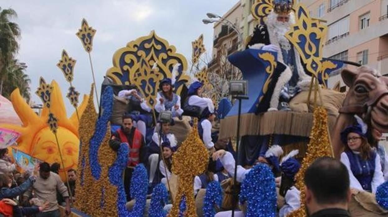 Encuesta: ¿Cómo prefieres que sea la Cabalgata de Reyes de Cádiz?