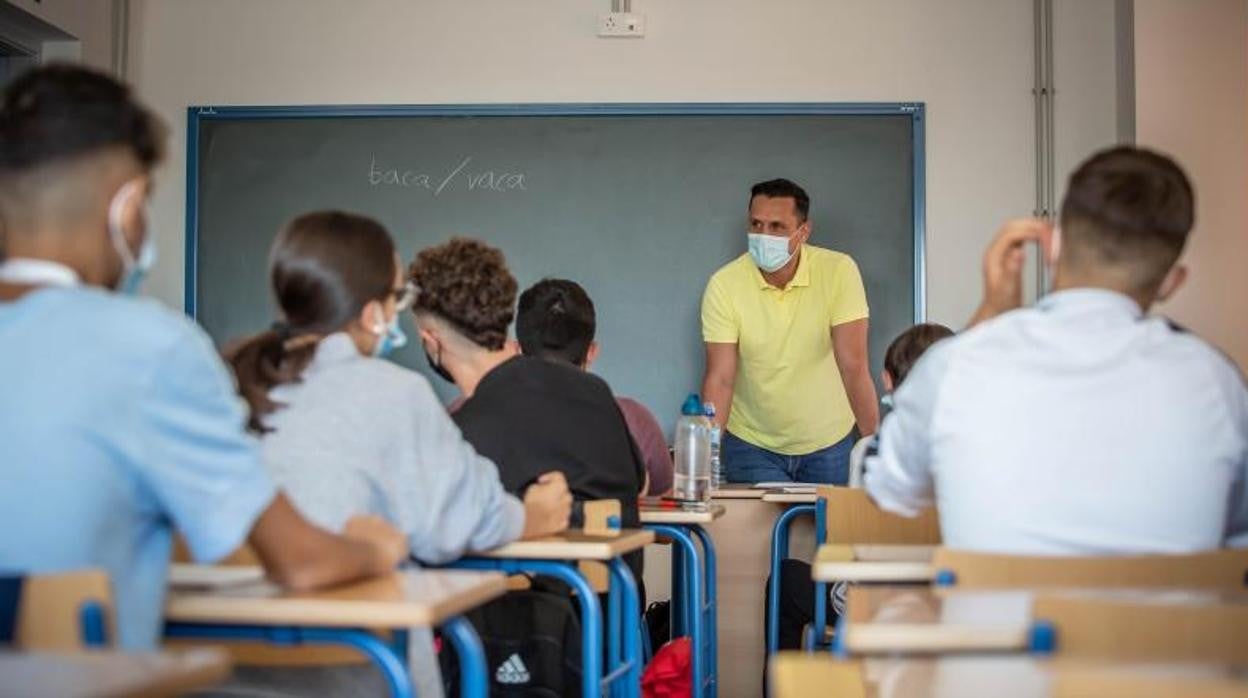 Un grupo de alumnos en un centro educativo de Sevilla