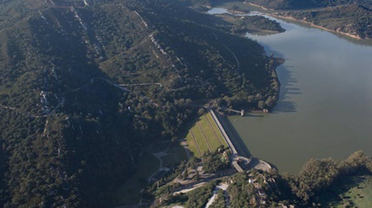 Embalse de Guadarranque.