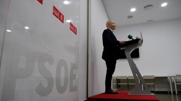 El PSOE de Cádiz abre la puerta a que un candidato independiente lidere las listas en 2023