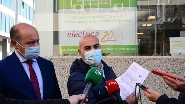 El PP rechaza el «tarifazo» de la luz de Kichi y pide las últimas liquidaciones de Eléctrica de Cádiz