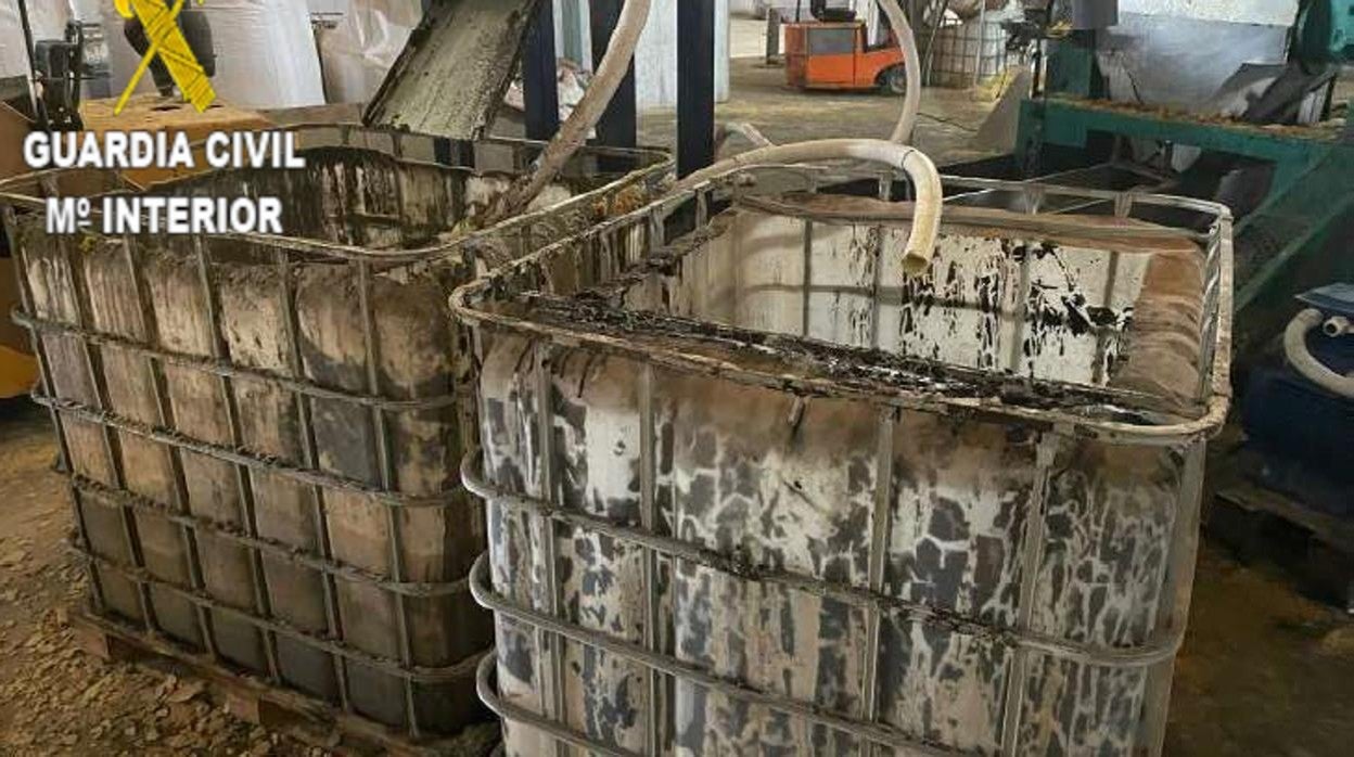 Interior de la nave desmantelada