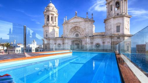 ¿Dónde alojarse en Semana Santa en Cádiz?