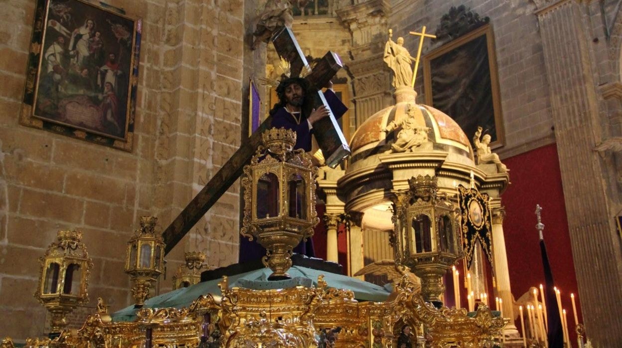 Nuestro Padre Jesús Nazareno en la Basílica Menor de Nuestra Señora de los Milagros.