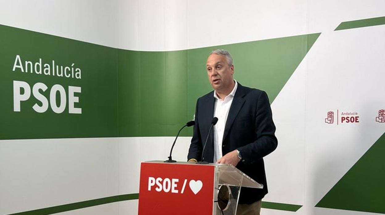El secretario general del PSOE en Cádiz, Juan Carlos Ruiz Boix