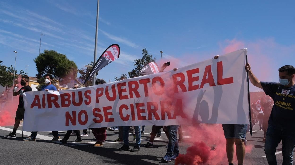 El cierre de Airbus Puerto Real centró las protestas en la Bahía el Primero de Mayo de 2021