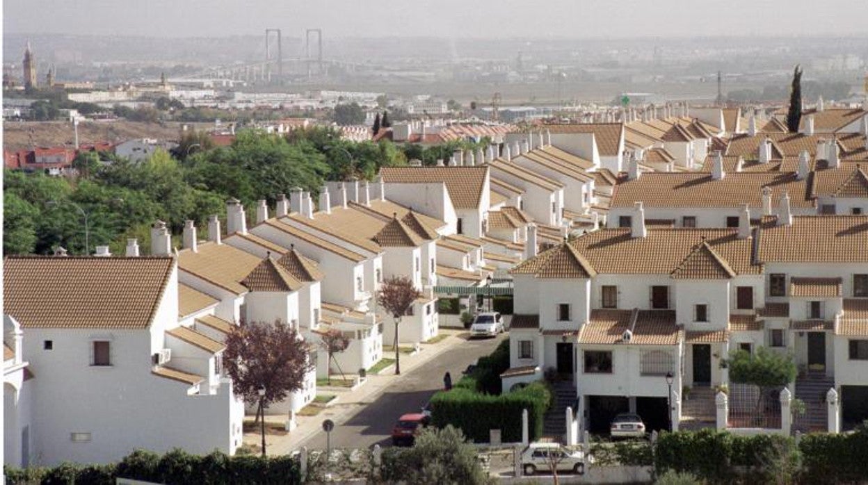 Chalets adosados en un municipio del Aljarafe