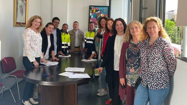 La Algaba y Brenes, primeros pueblos sevillanos en hacer funcionarios a sus interinos municipales