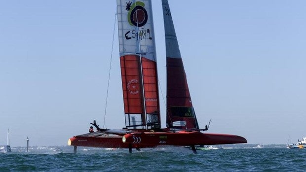 La organización de la SailGP afirma estar «emocionada» de repetir escala en Cádiz esta temporada