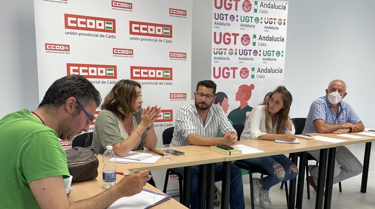 Encuentro de Por Andalucía con CCOO y UGT