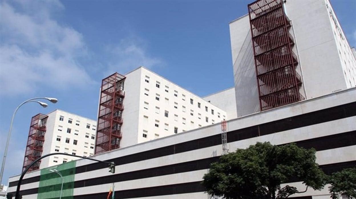 Ingresa una menor con meningitis en el Hospital Puerta del Mar de Cádiz