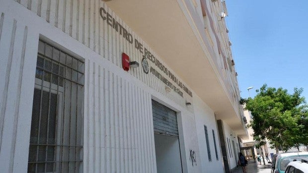 Cuatro asociaciones de Cádiz podrían quedarse en la calle si no se renueva el alquiler de sus sedes