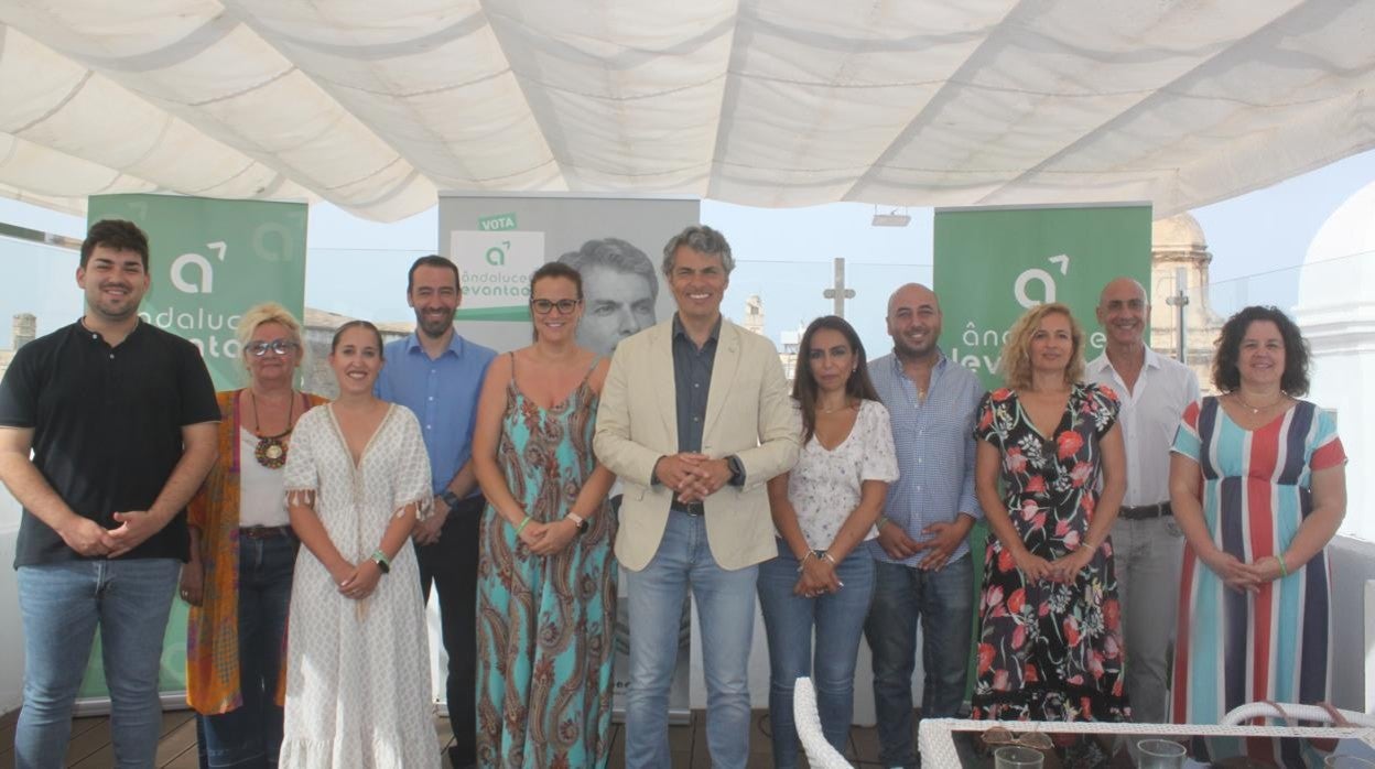 Andaluces Levantaos apuesta por un proyecto andalucista para la Junta.