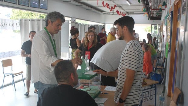 Andaluces Levantaos llama al voto para «parar a aquellos que quieren acabar con nuestra autonomía»