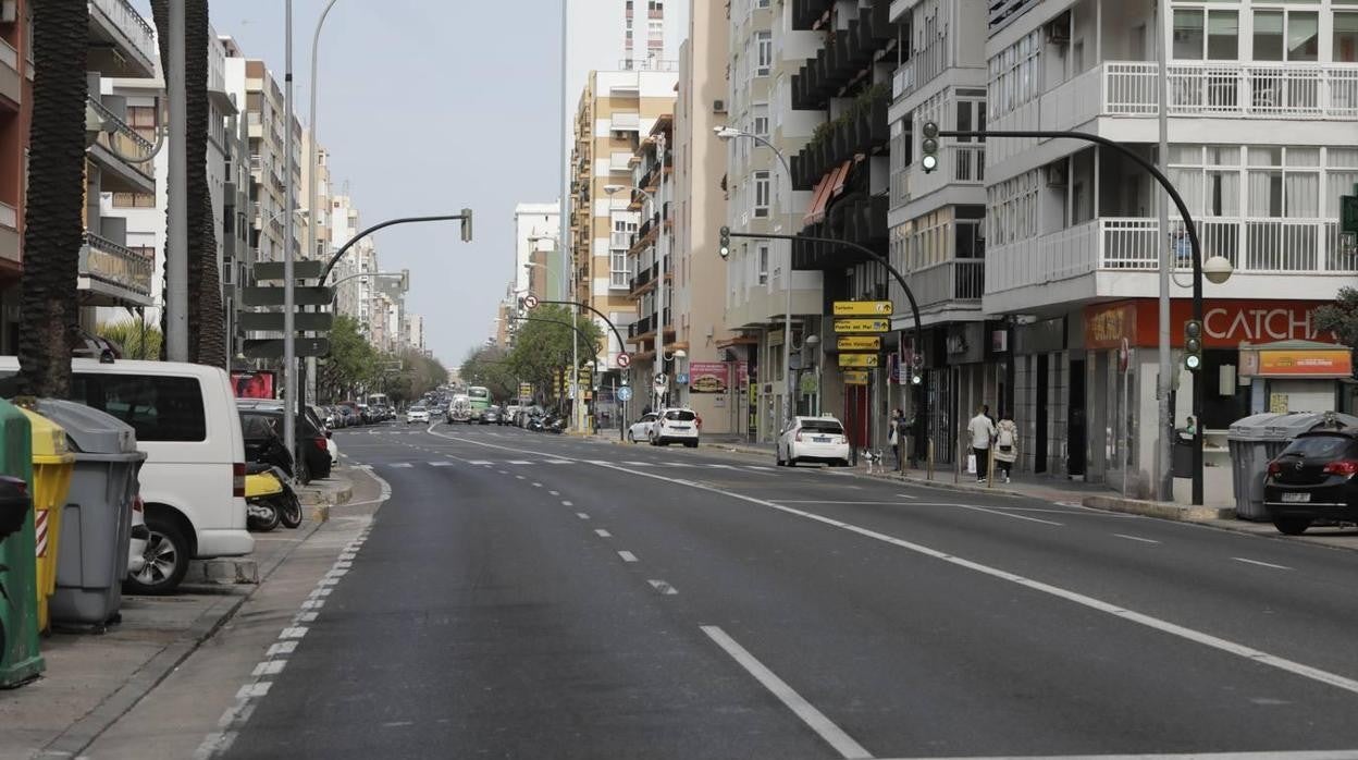 Avenida principal de Cádiz