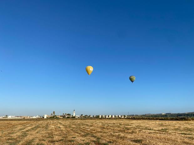 Los globos aerostáticos ya sobrevuelan Cádiz