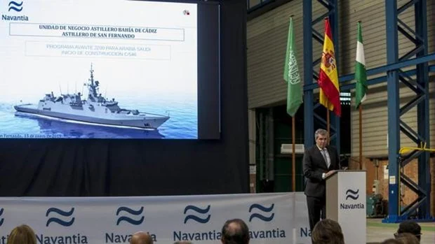 Díaz responde a Robles que los mil millones más en Defensa «nada tienen que ver» con la carga de trabajo de Navantia