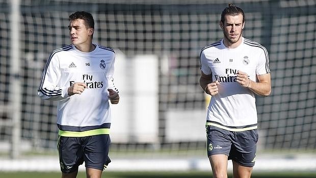 Carvajal y Bale corren para llegar a Sevilla