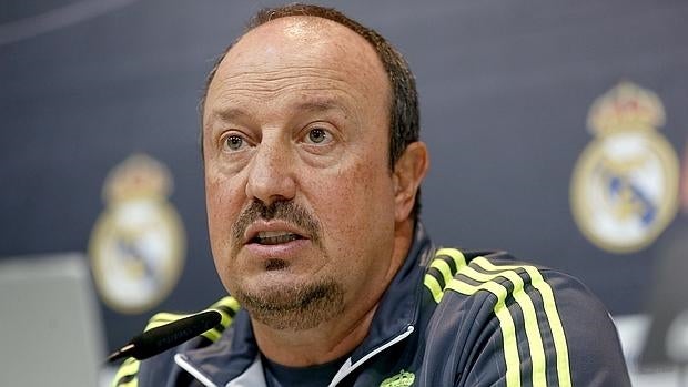 Benítez: «No espero tropezar, pienso dar muchas ruedas de prensa durante muchos años»