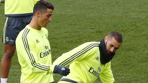 Juega Benzema, el acicate de Cristiano