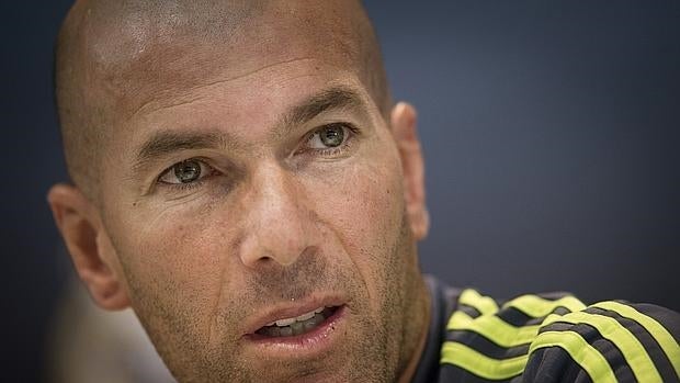 Zidane: «Bale juega mañana, nos jugamos la Liga»