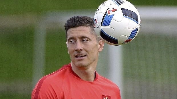 El Bayern cierra la puerta de salida a Lewandowski