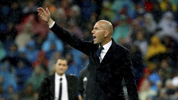 Zidane tiene trece titulares