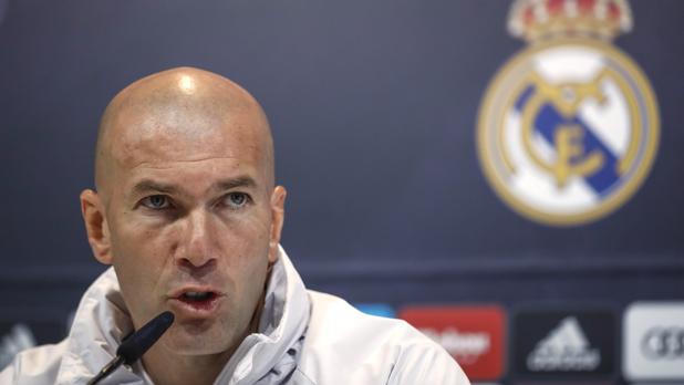 Zidane exige respeto: «No es verdad» que los árbitros ayuden al Madrid